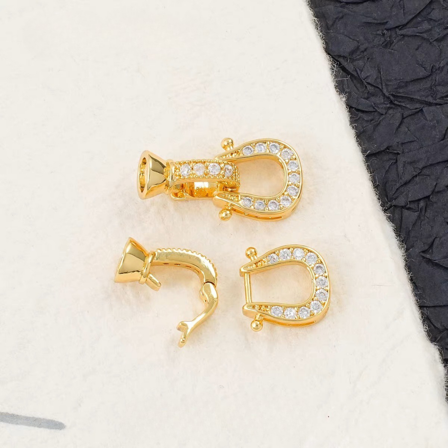 【B19】1PCS Horseshoe Clasp Connector – Micro Pave Rhinestone DIY Jewelry Findings | 19.3×10.6mm