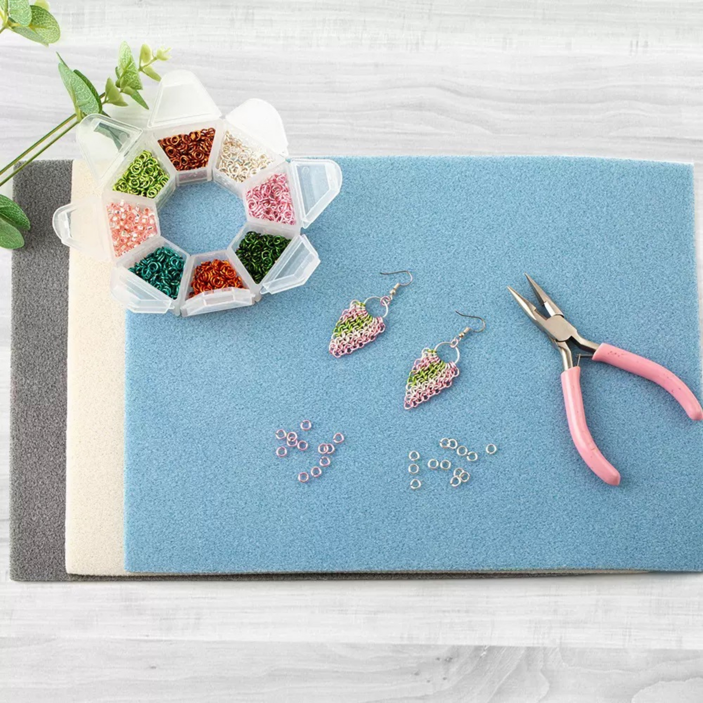 【T05】DIY Beading Velvet Mat | Anti-Slip Non-Roll Jewelry Making Tool | Bracelet & Necklace Beading Board