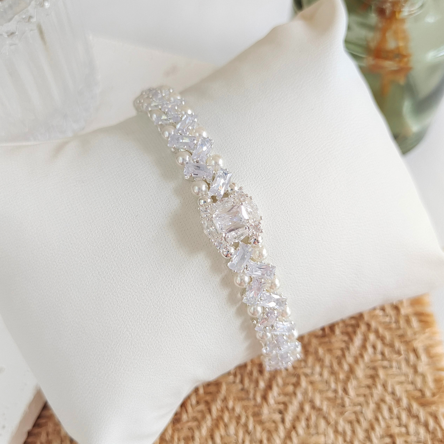 【No.40】 DIY Frozen-Inspired Elsa Plus Handmade Bracelet – Ice Blue CZ & Faux Pearls, Beaded Bracelet Ready to Wear Gift for Her