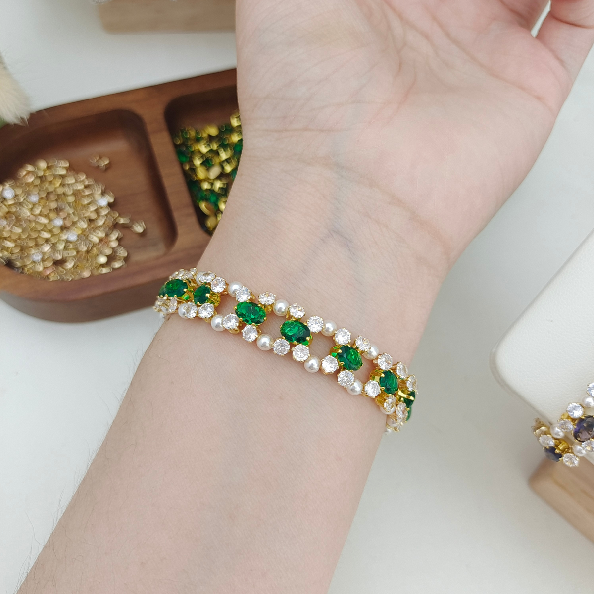 DIY Crystal Pearl Bracelet Kit – Oval Zircon & Pearl Beads Gif for Her | iFCraftorium Kit #187 iFCraftorium