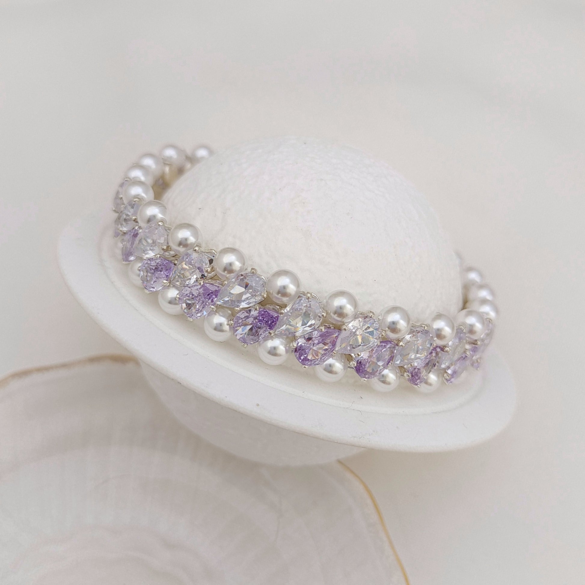 【No.179】DIY Teardrop Zircon Pearl Bracelet Making Kit | Complete Craft Kit with Tutorial | 4*6mm Teardrop Zircon 4mm Pearl Jewelry Kit iFCraftorium