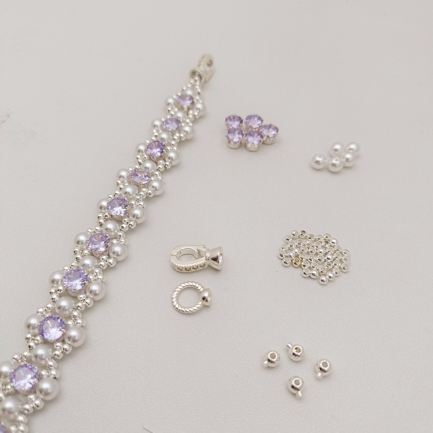 【No.62】 LilacPearl DIY Bracelet Craft Kit – Purple CZ, Pearl & Silver Seed Beads, Complete Tutorial Included Beading Materials