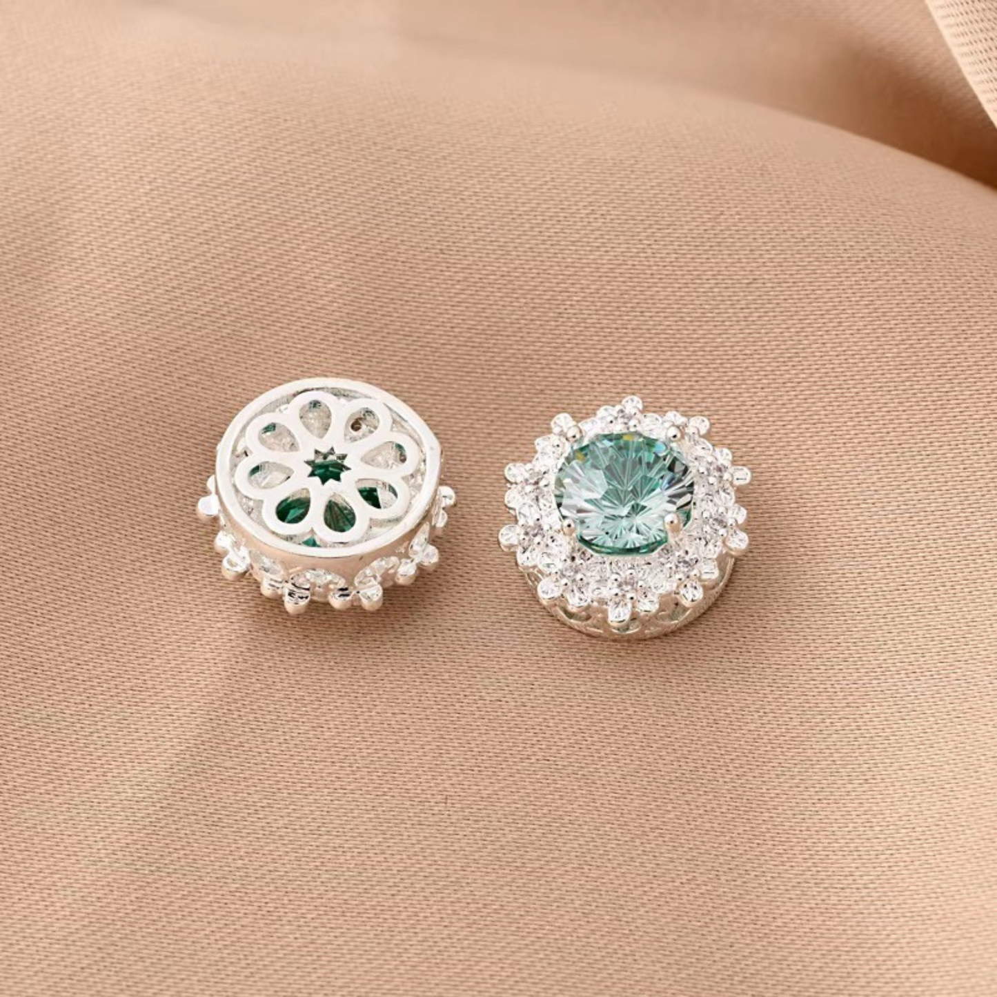 【S04】1PCS 15mm Peach Blossom Firework-Cut CZ Multi-Hole Spacer Bead – Silver-Plated, High-Color-Fast, DIY Jewelry Connector