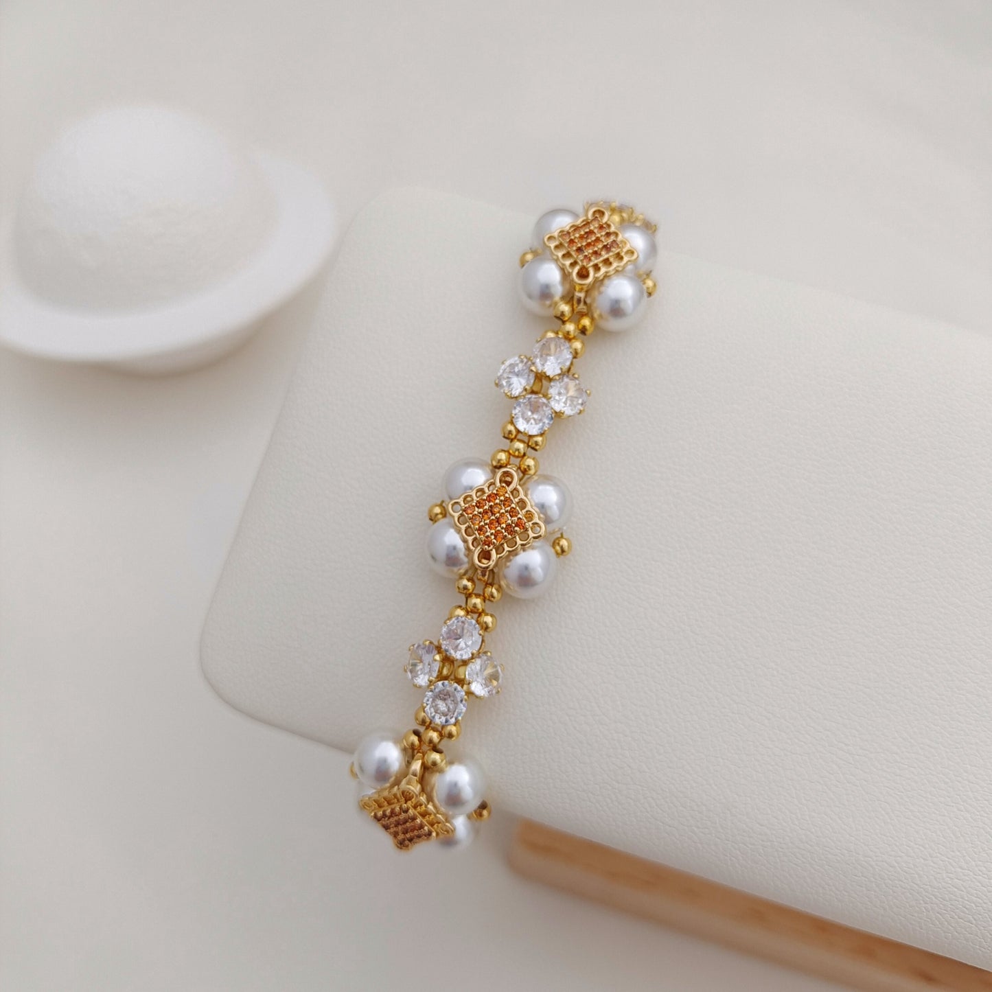 【No.135】Make Bracelets Kit Christmas Pearl | Complete Jewelry Making Set with Pearls, CZ Beads & Knot Spacers iFCraftorium