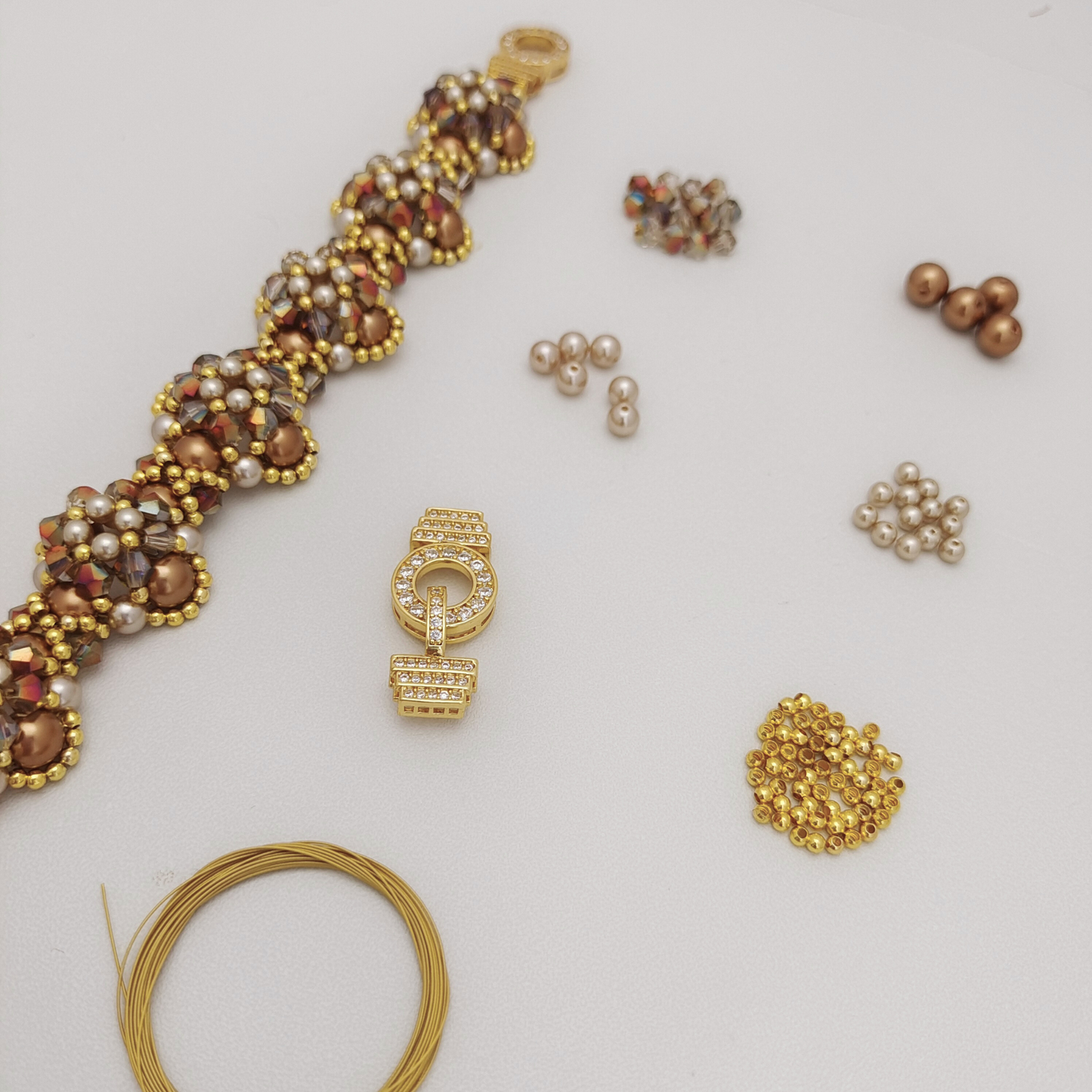 【No.107】DIY Jewelry Making Kit – “Dressage Elegance” Pearl Bracelet | Complete Tutorial Included