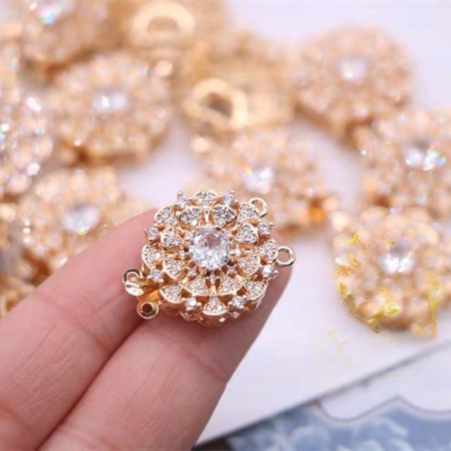 【B30】DIY Jewelry Clasp – Camellia Flower Box Clasp | 14K Gold-Plated Copper with Genuine Zircon | Non-Tarnish Beading Supplies
