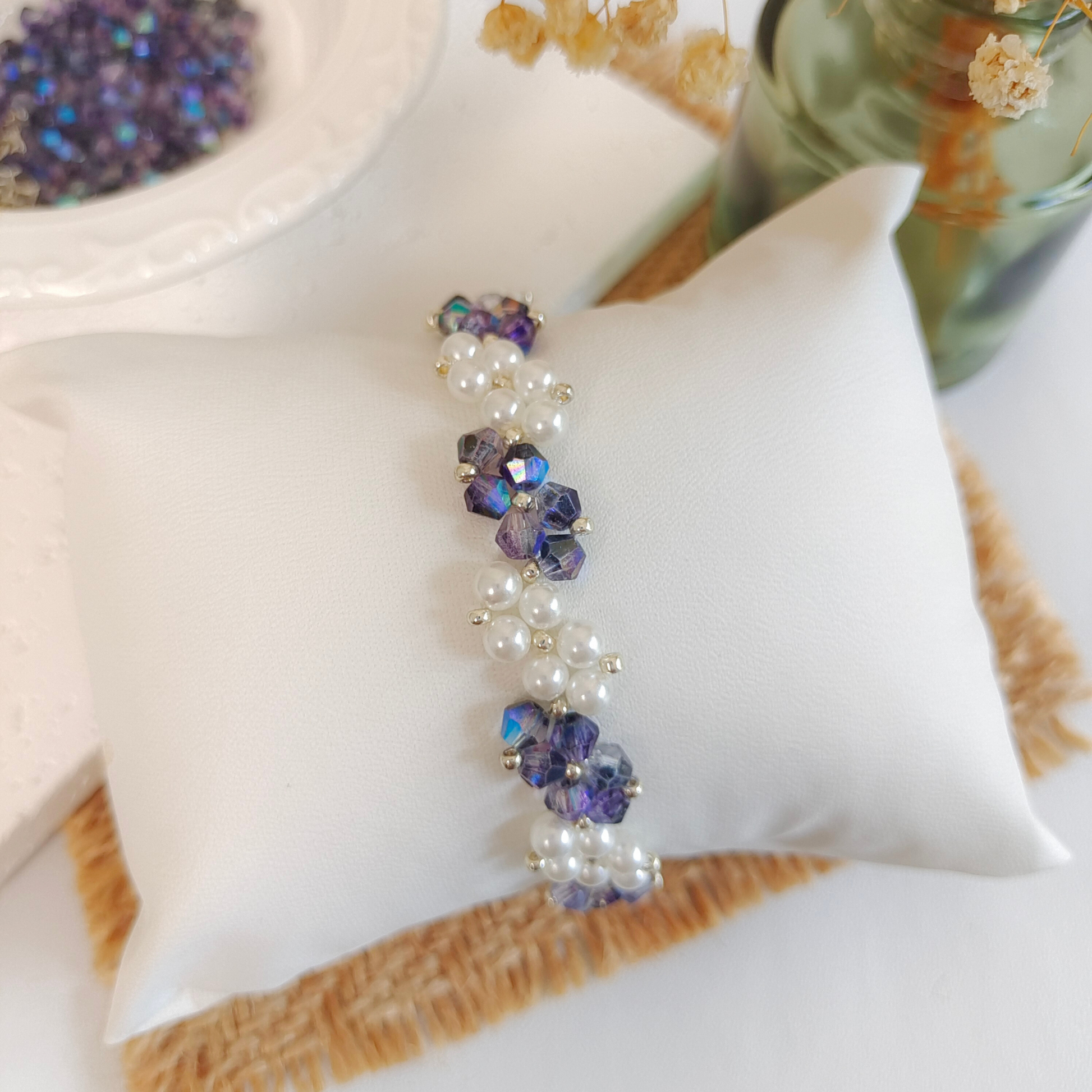 Ink purple diamond bead and pearl beaded bracelet