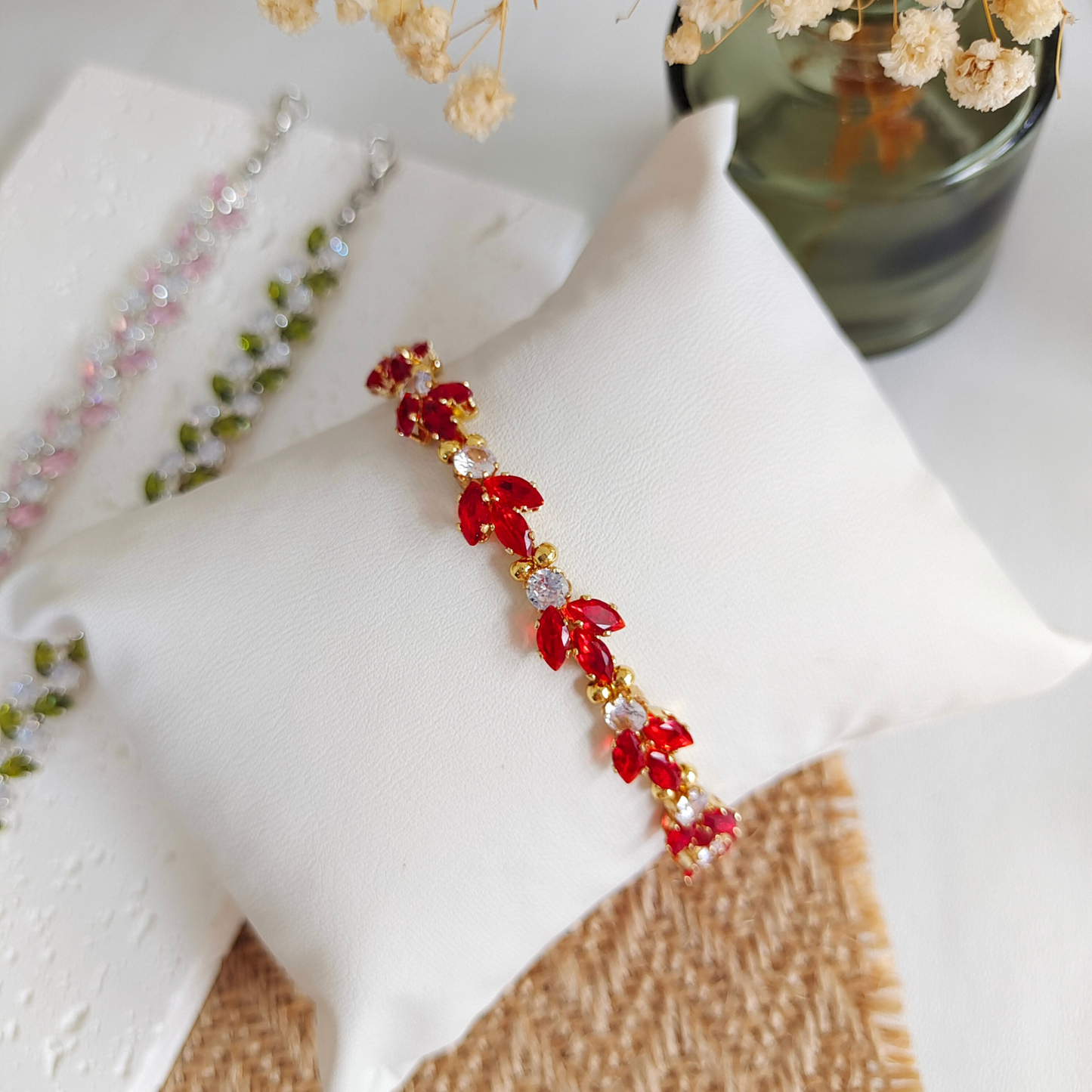Lucky koi fish bracelet with sparkling zircon and beaded design