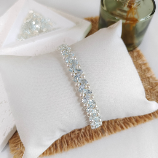 Handmade bracelet with icy blue baguette-cut zircon stones and white pearls