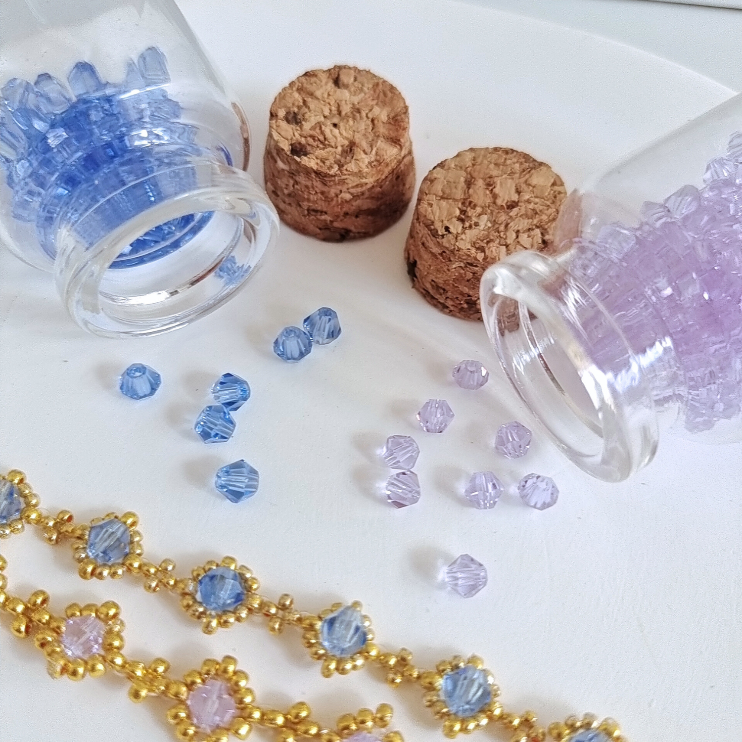 Light purple and sky blue diamond beads